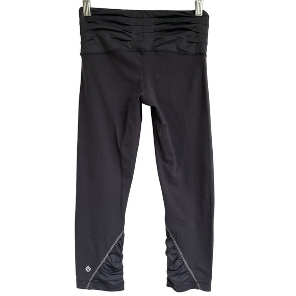 Lululemon Embrace Crop Capri Legging Women's Size 4 Gray Ruched Pin Tuck - Picture 9 of 10